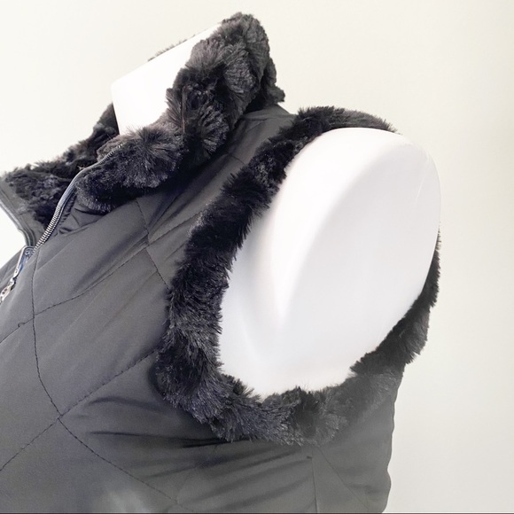 CASUAL IDENTITY Reversible Quilted Fur Vest Black - Picture 10 of 14